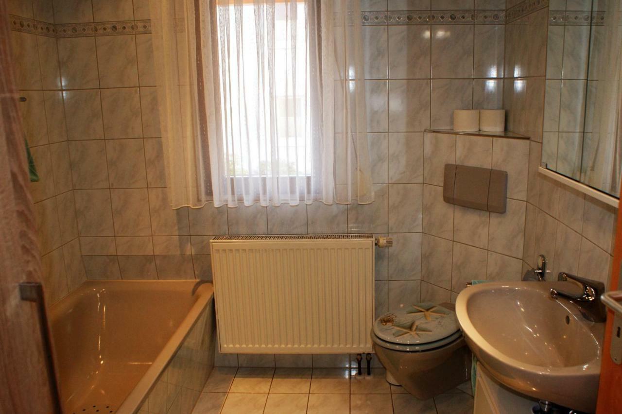 Caro'S Ferienwohnung Haard Exterior photo
